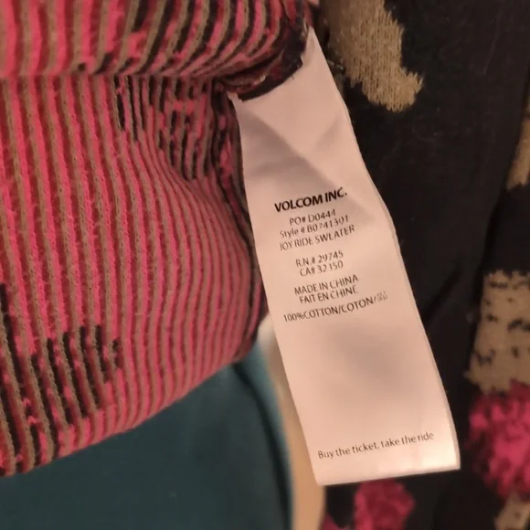 Sweater - Picture 6 of 8